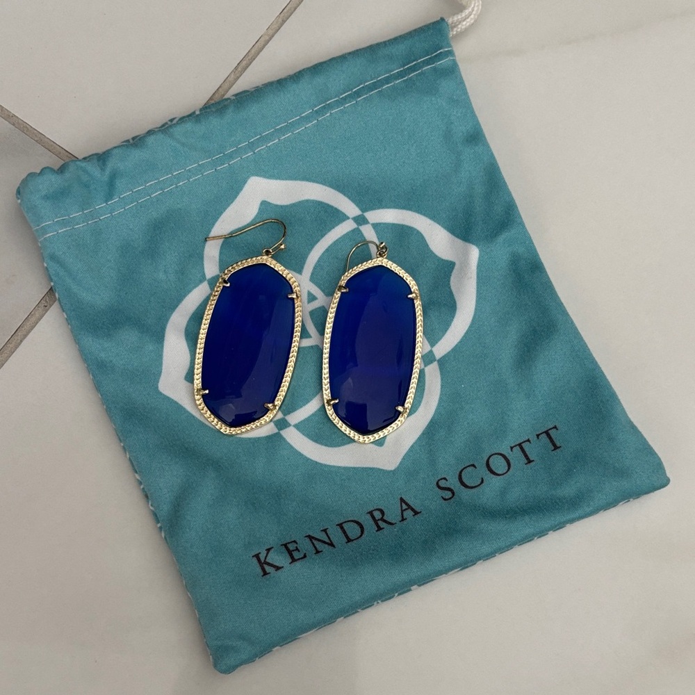 Kendra Scott Elle Drop Earrings in Cobalt Cat's Eye